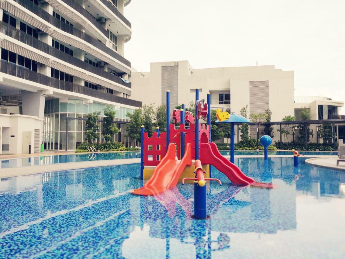 Hostahome Suites At Encorp Marina, Mins To Legoland Malaysia نوساجايا المظهر الخارجي الصورة
