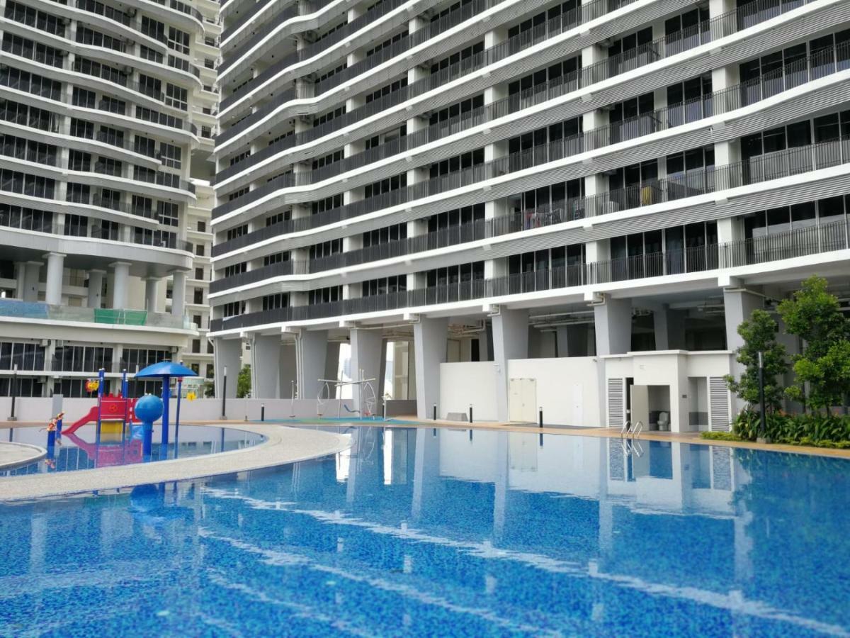 Hostahome Suites At Encorp Marina, Mins To Legoland Malaysia نوساجايا المظهر الخارجي الصورة
